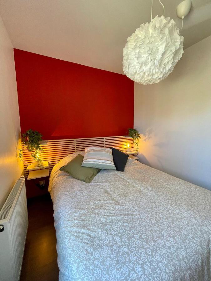 Le Loft De Genas - La Cabane Exteriör bild