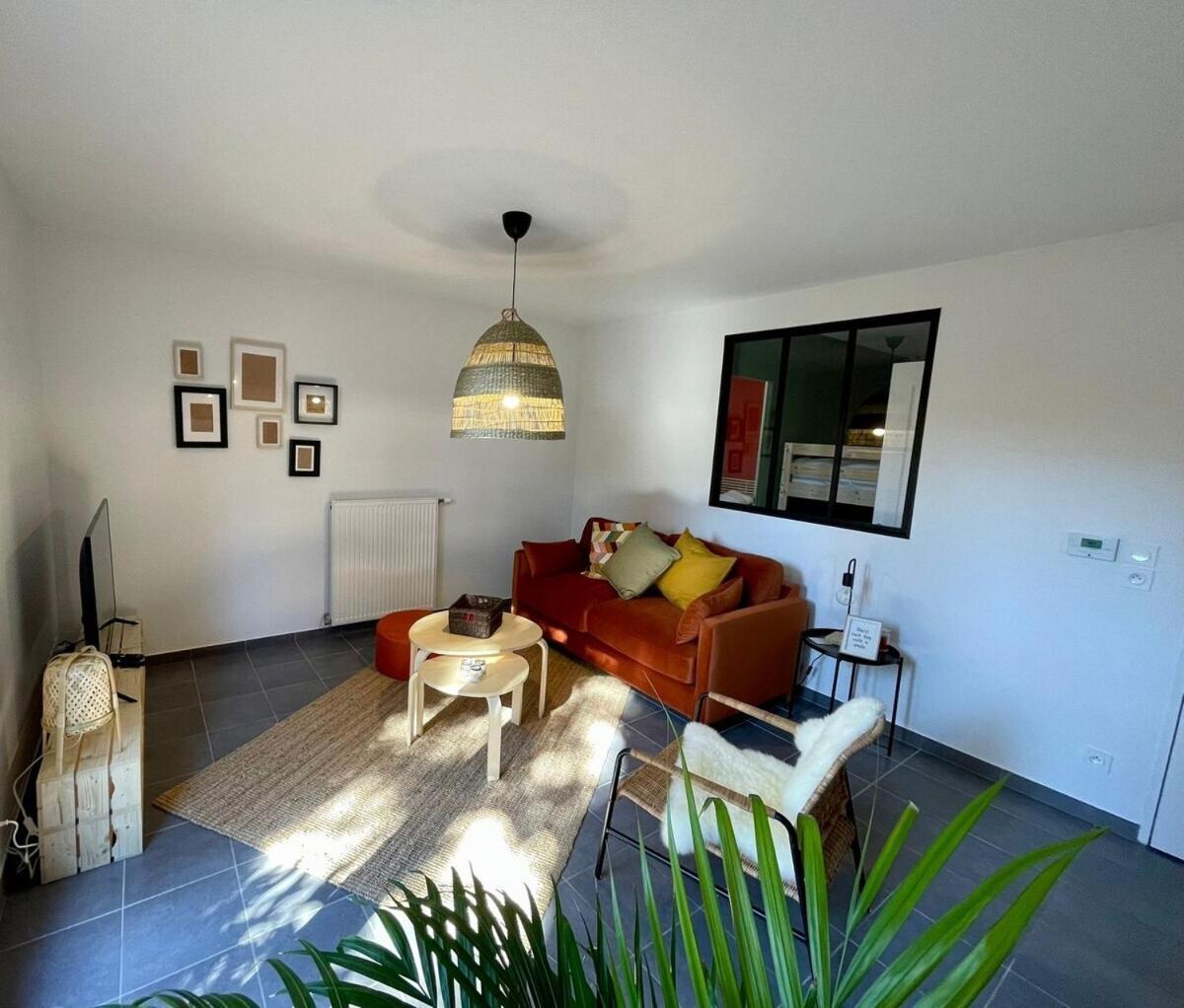 Le Loft De Genas - La Cabane Exteriör bild